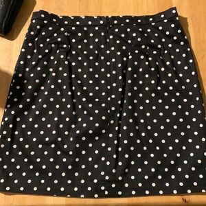 Forever 21 shirt a little short but high waisted size medium fits like a 4